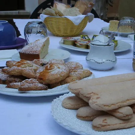 Sa Madalena A Dorgali-iun E4918 住宿加早餐酒店