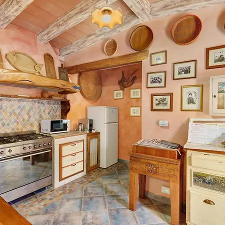 Bed & Breakfast A Al Sa Madalena 3*